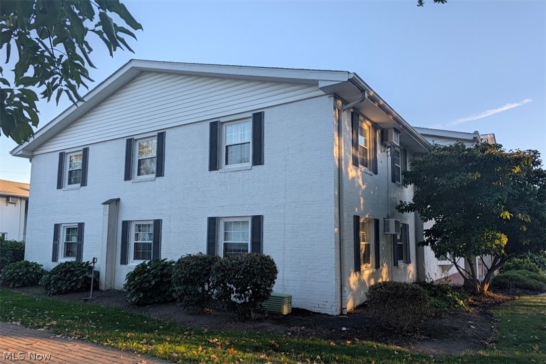 4 Meadowlawn Drive Mentor OH 44060