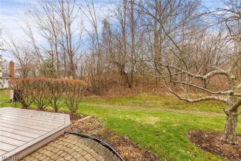 1660 Chapman Way Broadview Heights OH 44147