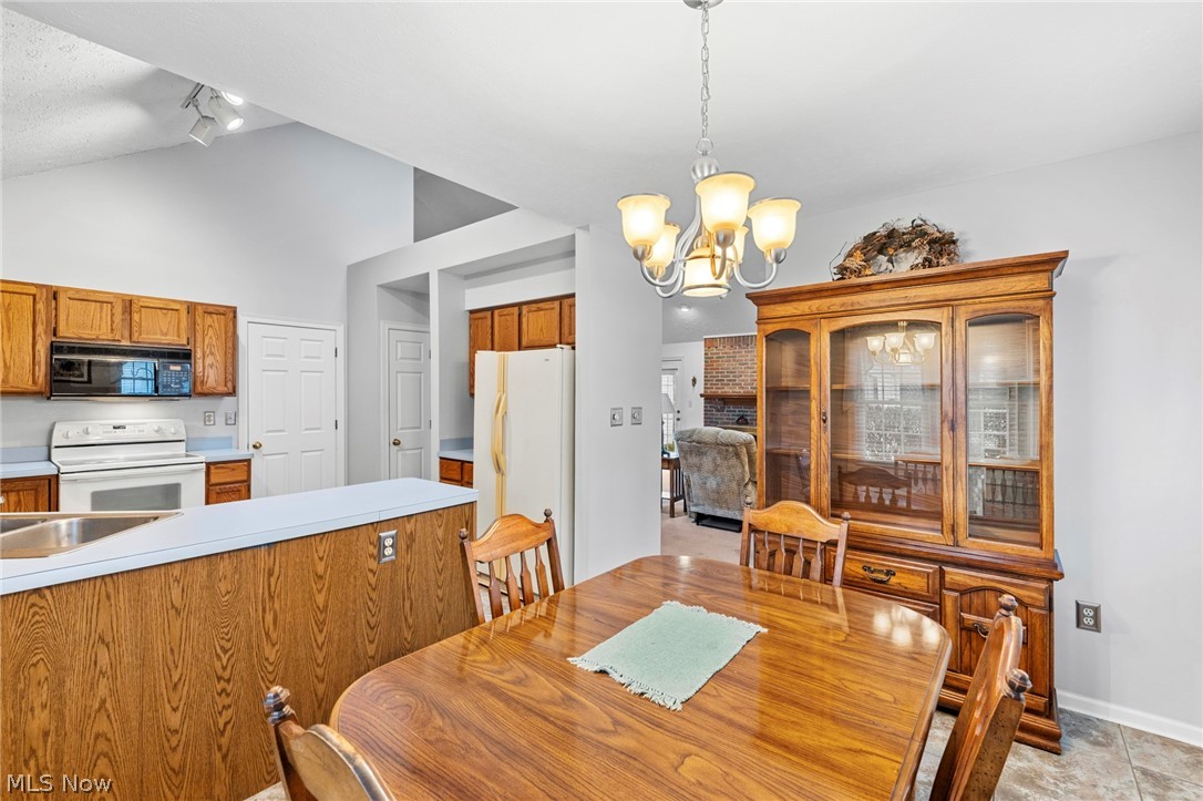1660 Chapman Way Broadview Heights OH 44147