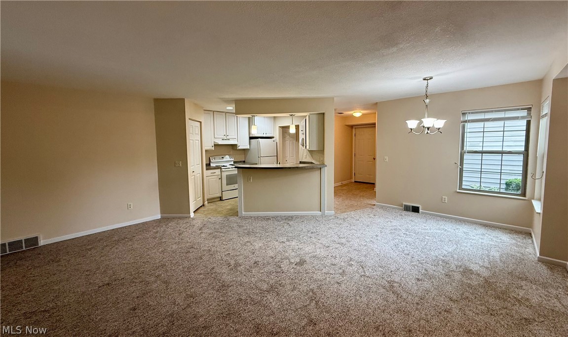 156 Spinnaker Drive Columbiana OH 44408