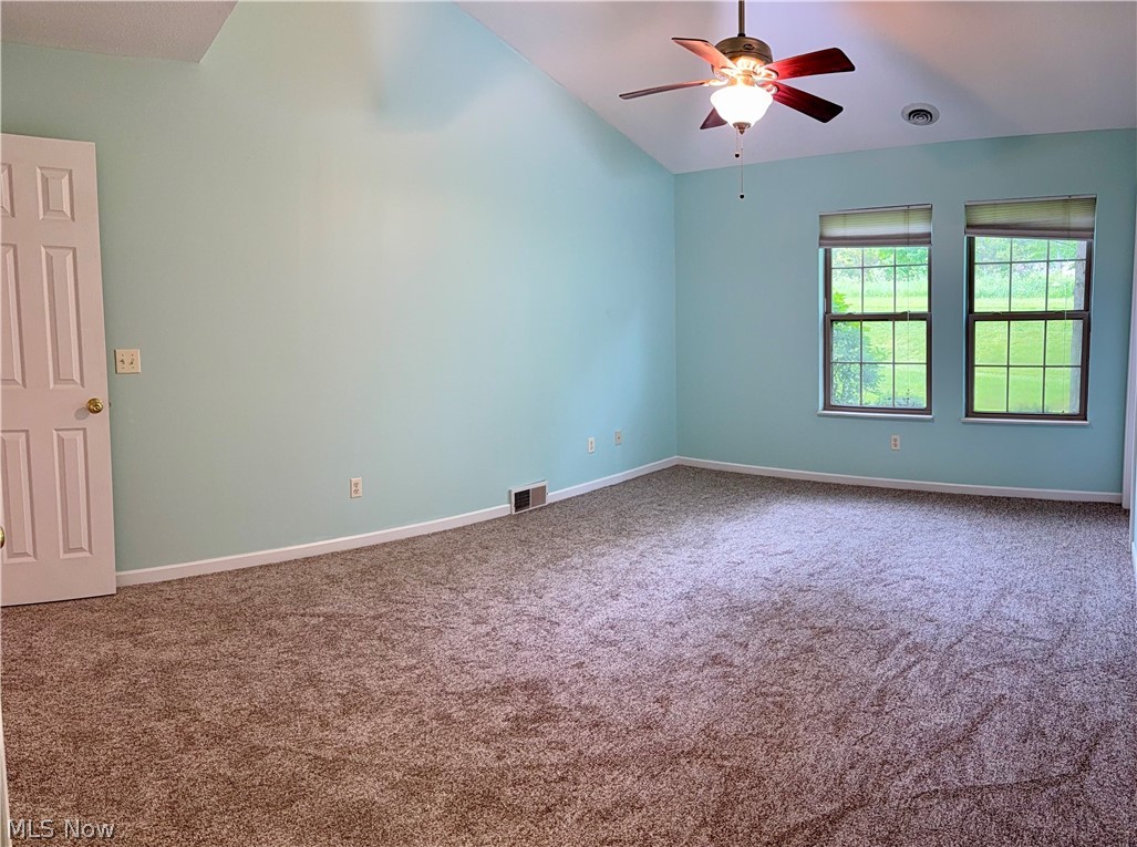 156 Spinnaker Drive Columbiana OH 44408
