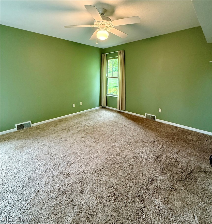 156 Spinnaker Drive Columbiana OH 44408