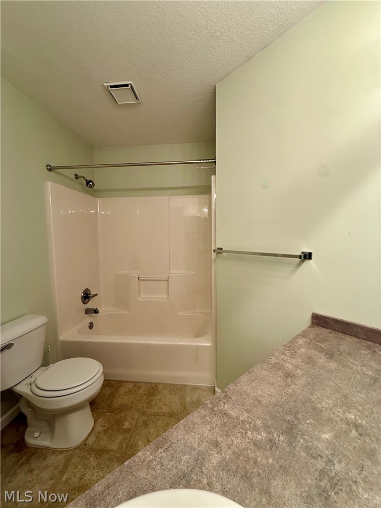 156 Spinnaker Drive Columbiana OH 44408