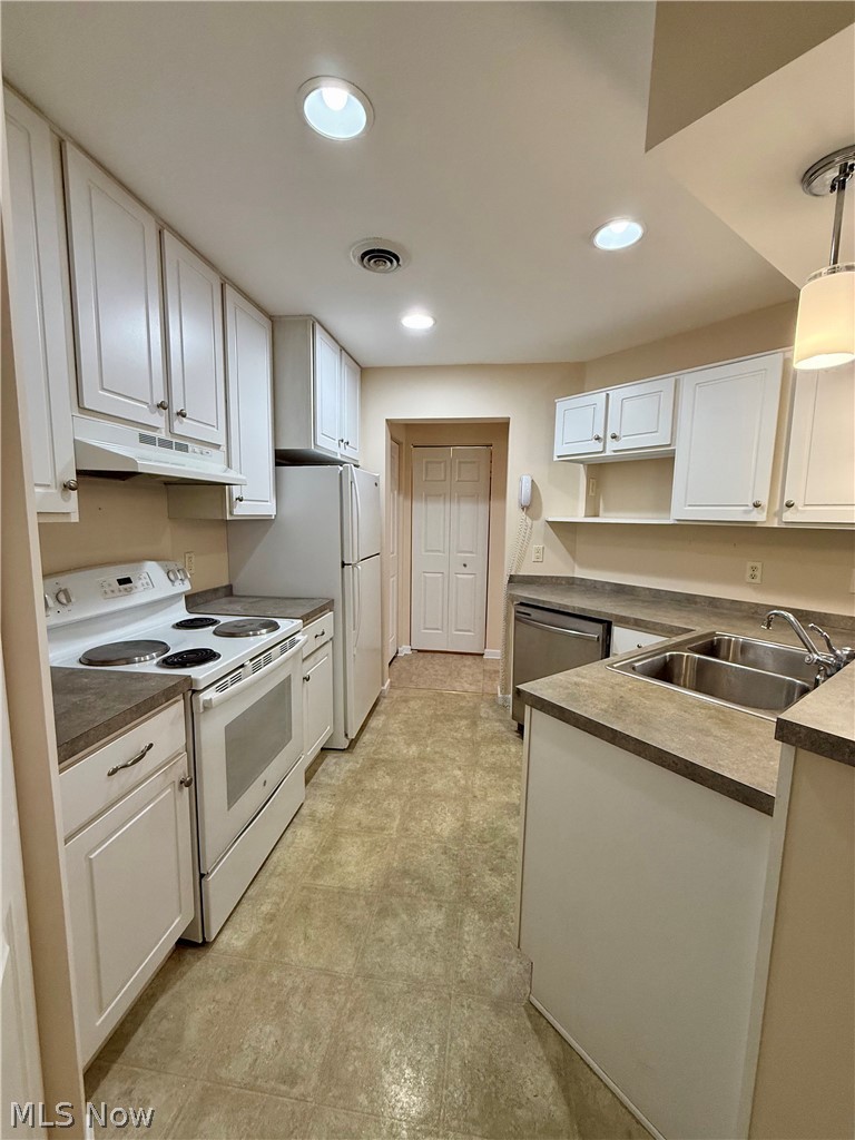 156 Spinnaker Drive Columbiana OH 44408