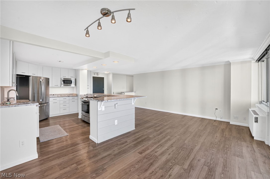 12900 Lake Avenue Lakewood OH 44107