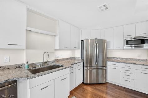 12900 Lake Avenue Lakewood OH 44107