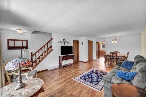 19648 Lorain Road Fairview Park OH 44126