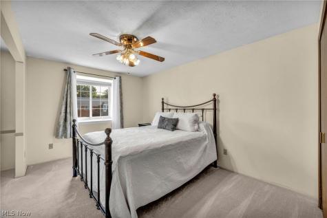 19648 Lorain Road Fairview Park OH 44126