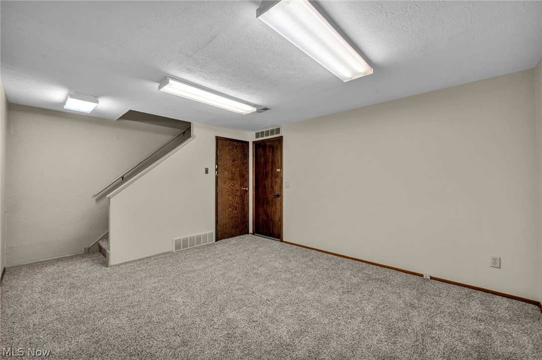 19648 Lorain Road Fairview Park OH 44126