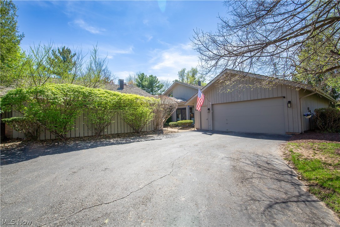 430-39 Honeysuckle Path Aurora OH 44202