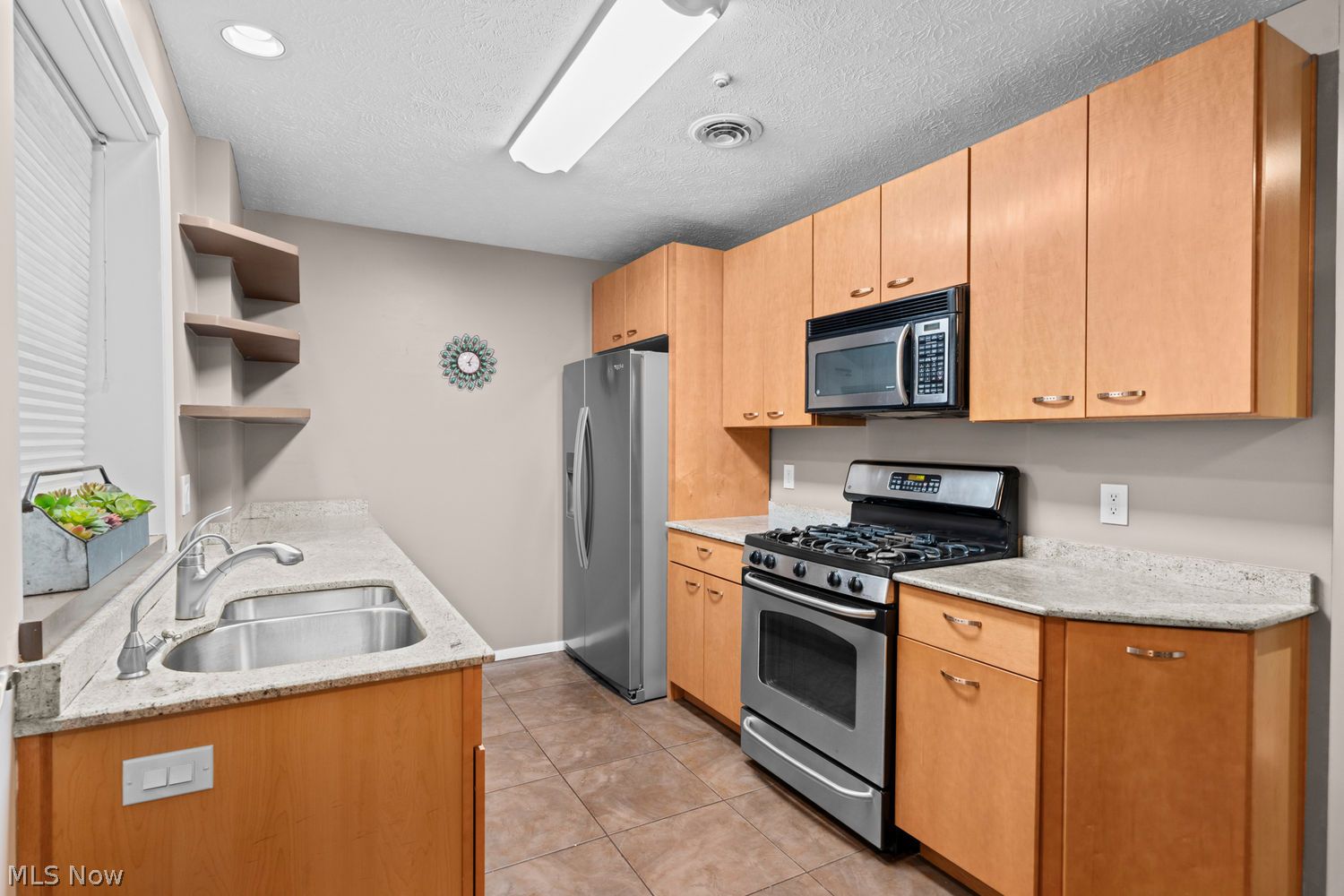 2460 Overlook Road Cleveland Heights OH 44106