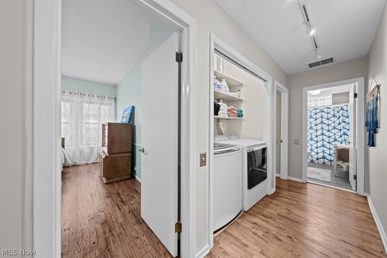 2460 Overlook Road Cleveland Heights OH 44106