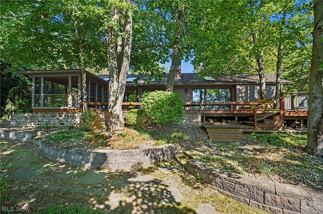 755-27 Windward Drive Aurora OH 44202