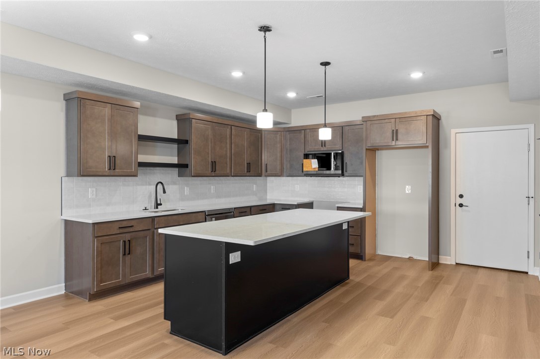 453 Harbor Lane Lorain OH 44052