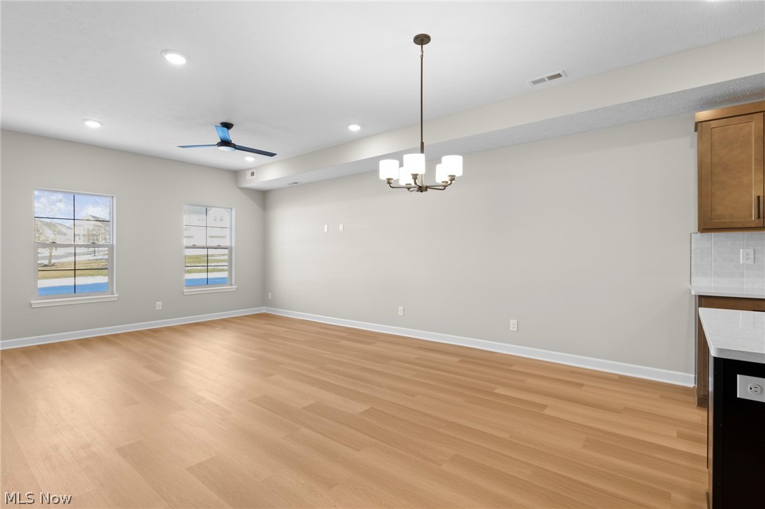 453 Harbor Lane Lorain OH 44052