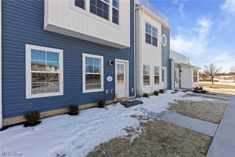 453 Harbor Lane Lorain OH 44052