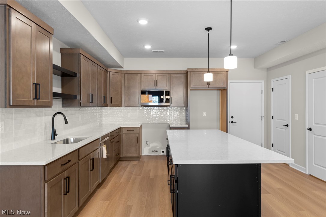 453 Harbor Lane Lorain OH 44052