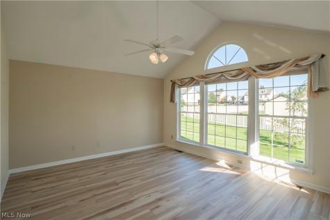 1643 Southpointe Circle NE Canton OH 44714