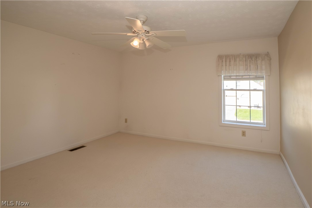 1643 Southpointe Circle NE Canton OH 44714