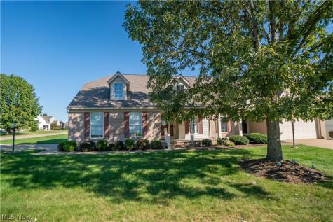 1643 Southpointe Circle NE Canton OH 44714