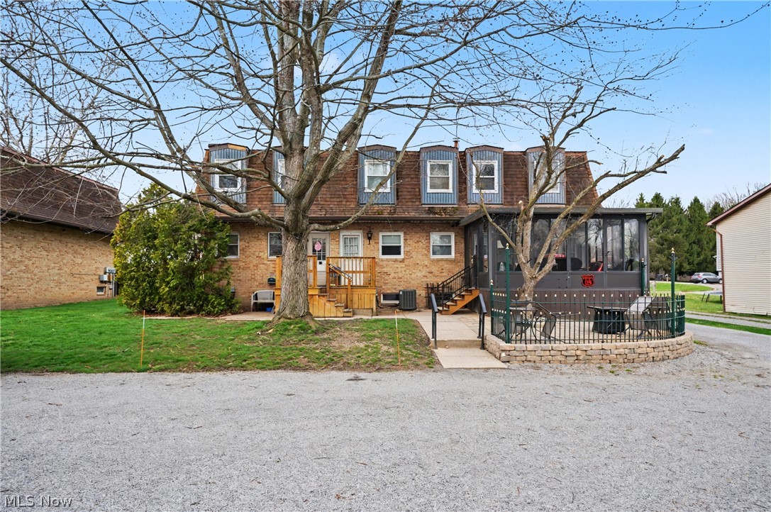 548 Continental Drive Salem OH 44460