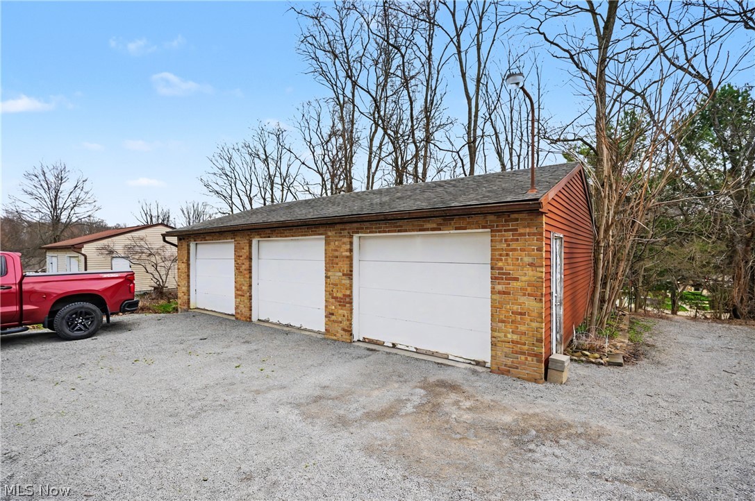 548 Continental Drive Salem OH 44460
