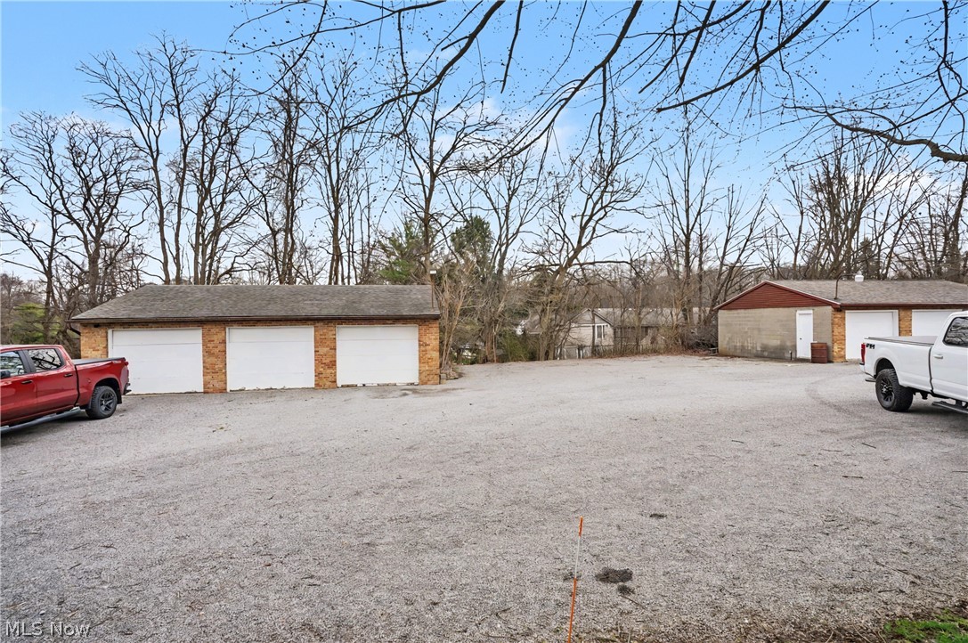 548 Continental Drive Salem OH 44460