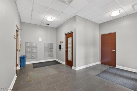 65 E College Street Oberlin OH 44074