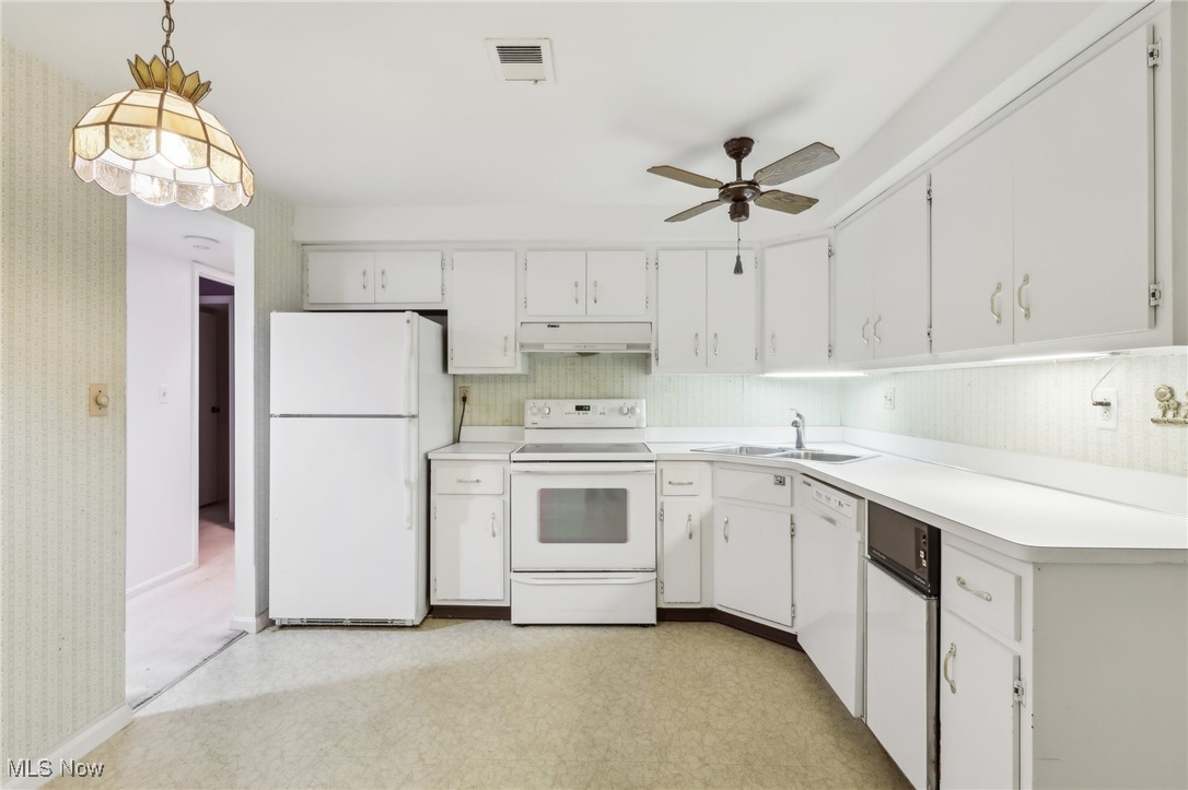 1931 King James Parkway Westlake OH 44145