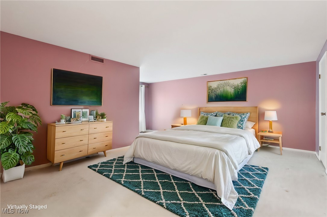 1931 King James Parkway Westlake OH 44145