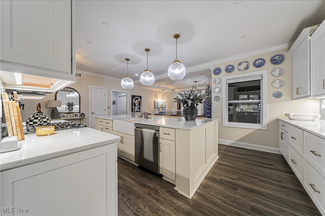 1201 Whispering Shores Vermilion OH 44089