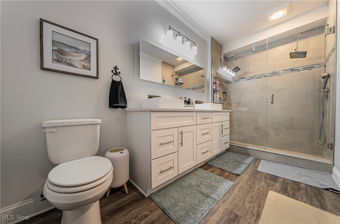 1201 Whispering Shores Vermilion OH 44089