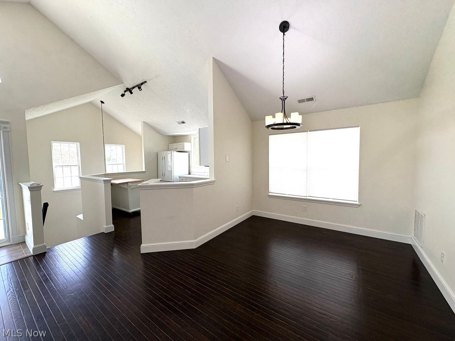 21 Vista Circle North Olmsted OH 44070