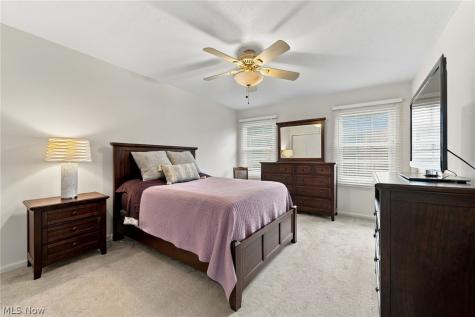 5612 Chelmsford Drive Lyndhurst OH 44124