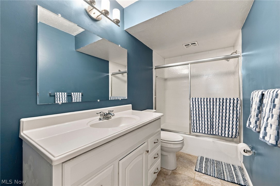 5612 Chelmsford Drive Lyndhurst OH 44124