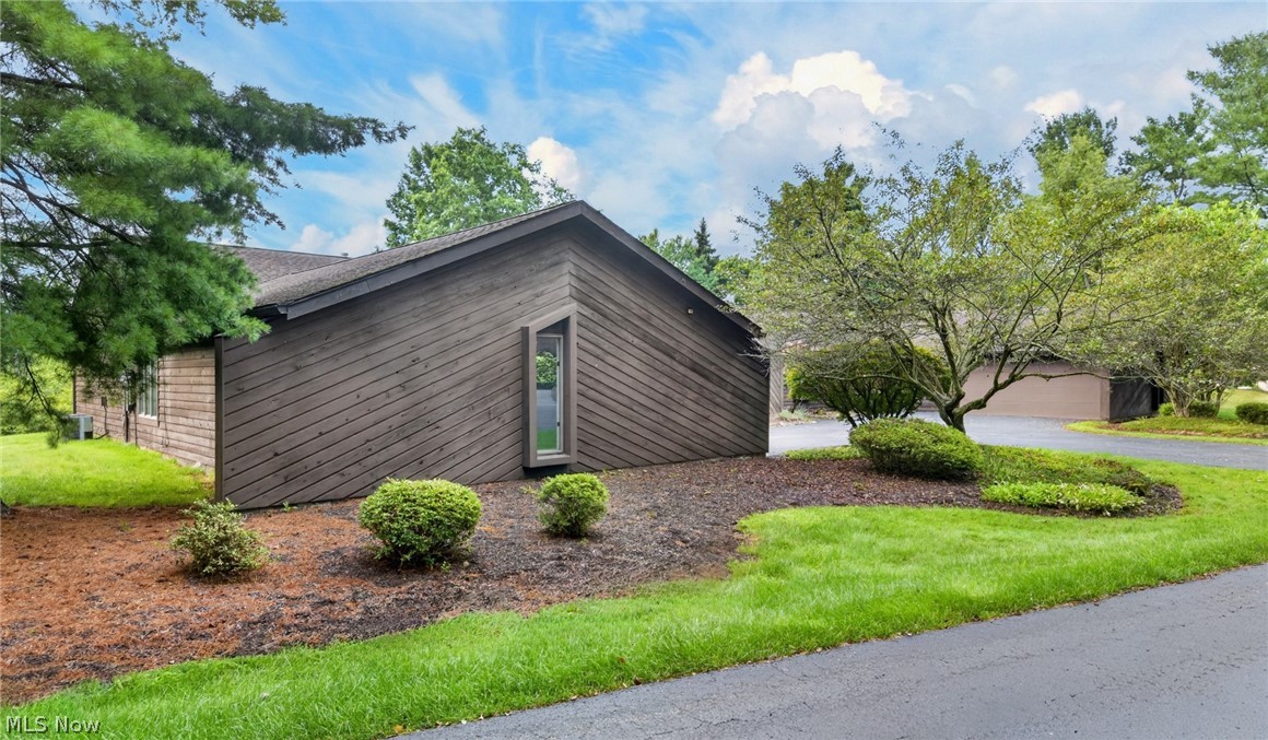 3502 Somerset Drive Youngstown OH 44505