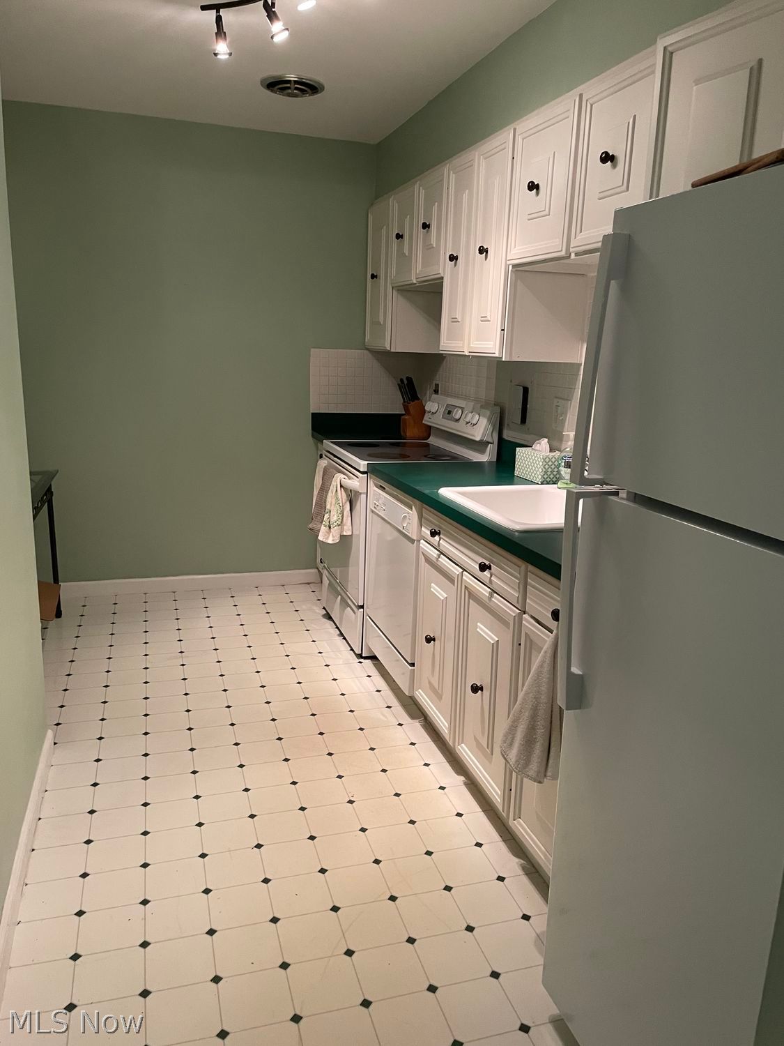 3167 Linden Road Rocky River OH 44116
