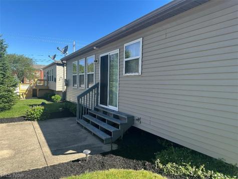 510 Lanmark Cove Painesville OH 44077