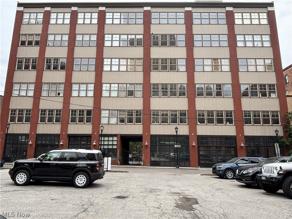 1260 W 4th Street Cleveland OH 44113