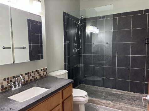 1260 W 4th Street Cleveland OH 44113