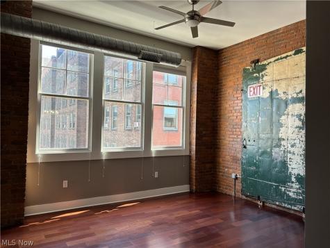 1260 W 4th Street Cleveland OH 44113