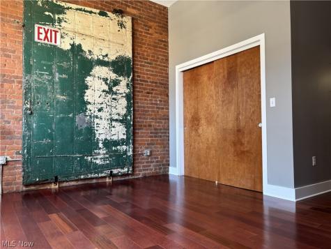 1260 W 4th Street Cleveland OH 44113