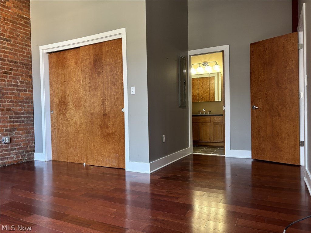 1260 W 4th Street Cleveland OH 44113