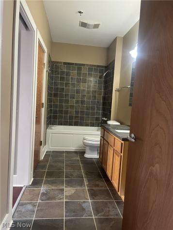 1260 W 4th Street Cleveland OH 44113
