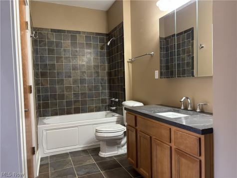 1260 W 4th Street Cleveland OH 44113