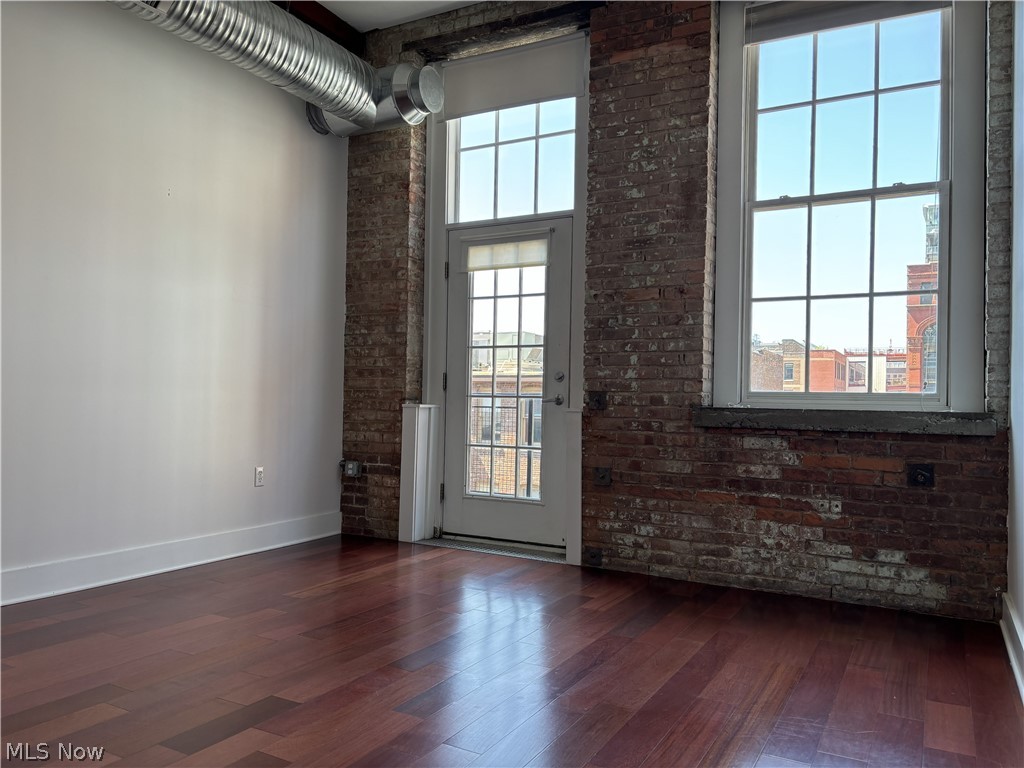 1260 W 4th Street Cleveland OH 44113