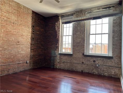 1260 W 4th Street Cleveland OH 44113