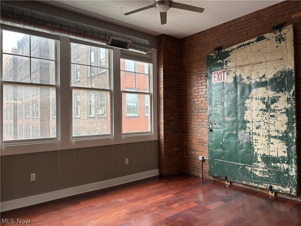 1260 W 4th Street Cleveland OH 44113