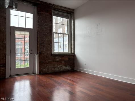 1260 W 4th Street Cleveland OH 44113