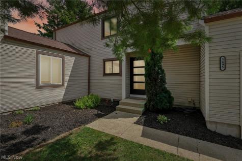 3695 Englewood Drive Stow OH 44224